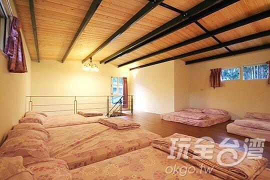 Dongguang Zhixing Homestay Jücsi Kültér fotó