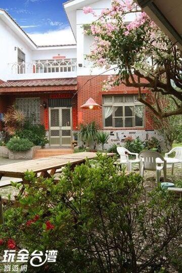 Dongguang Zhixing Homestay Jücsi Kültér fotó