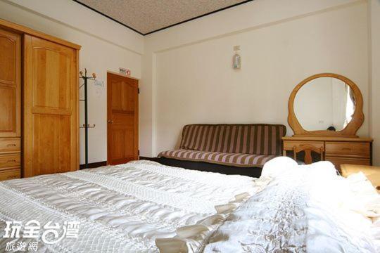 Dongguang Zhixing Homestay Jücsi Kültér fotó