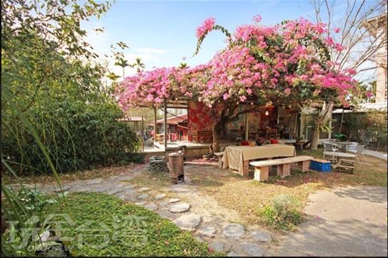 Dongguang Zhixing Homestay Jücsi Kültér fotó